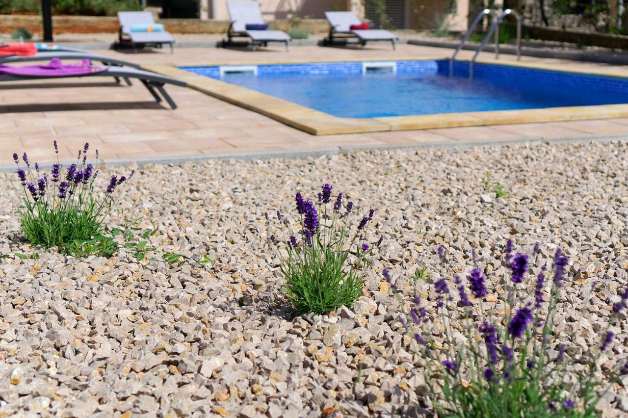 Villa Nerium Malinska Εξωτερικό φωτογραφία