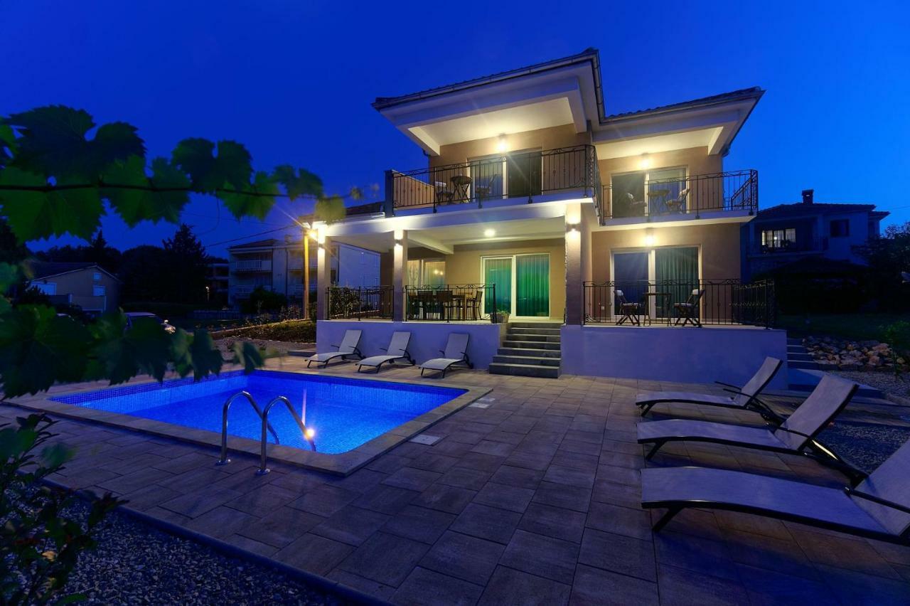 Villa Nerium Malinska Εξωτερικό φωτογραφία